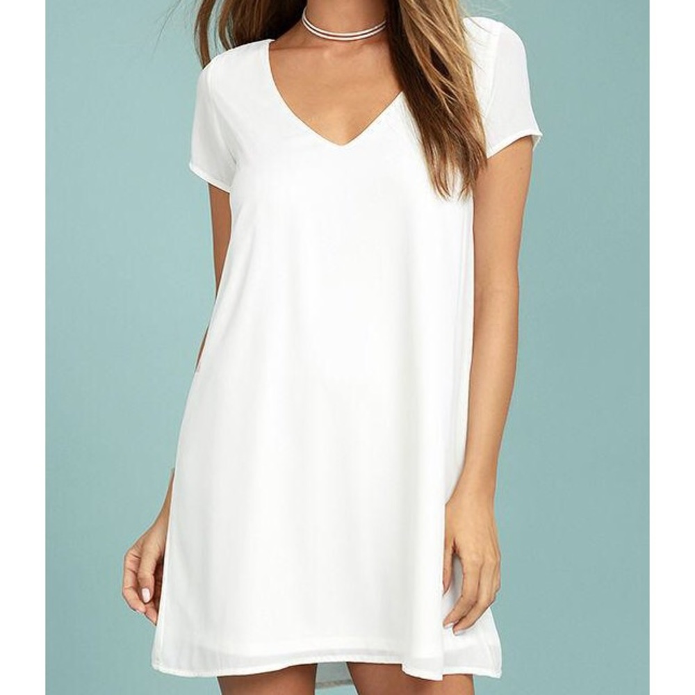 Lulu’s white dress